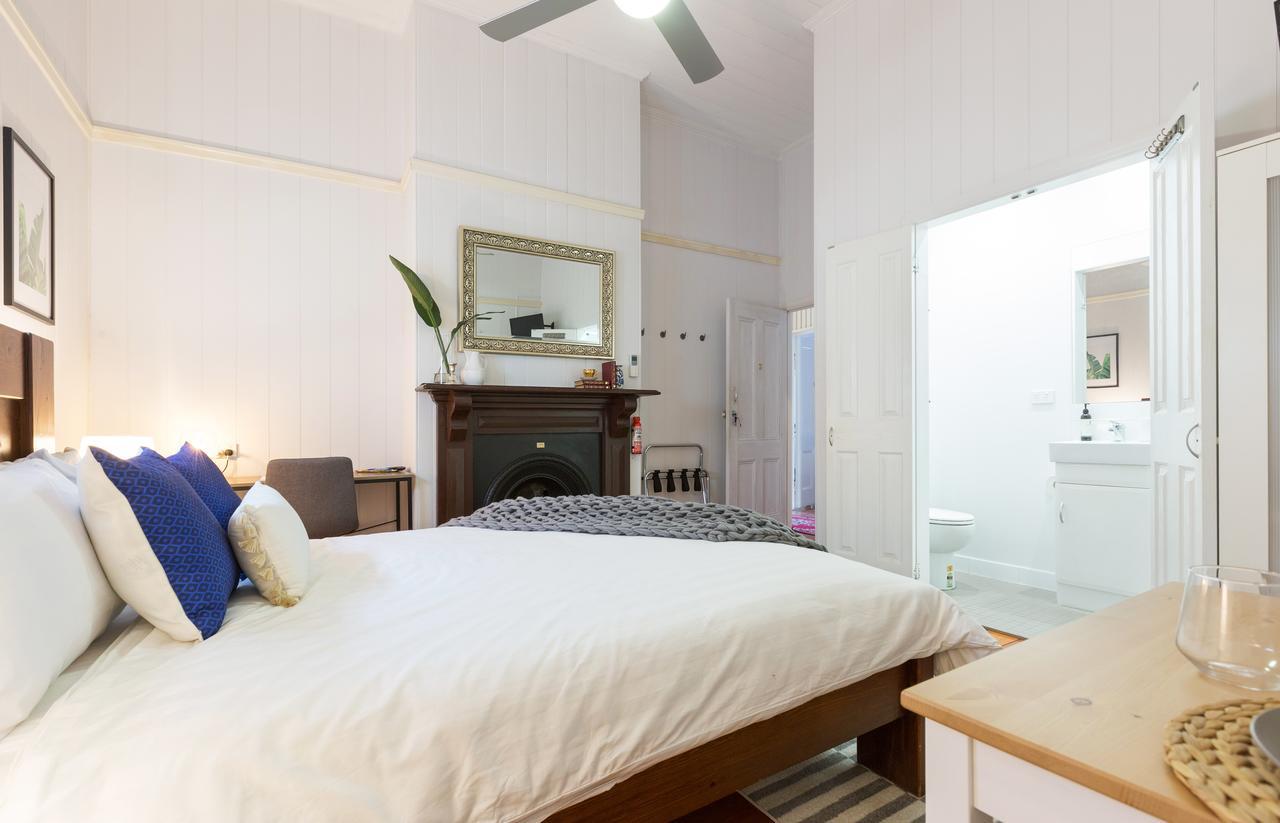بريزبين 99 Kirkland Bed & Breakfast الغرفة الصورة